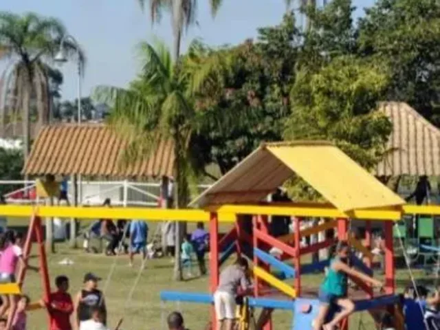 Imagem do grupo de WhatsApp FEIRA DO ROLO/ Itaquá SP zl DDD 011