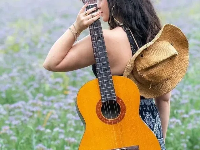 Imagem do grupo de WhatsApp Tocando Em Frente