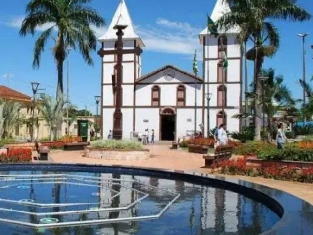 Imagem do grupo de WhatsApp Trindade & Cidades Vizinhas (Somente DDD 62 ao 64)